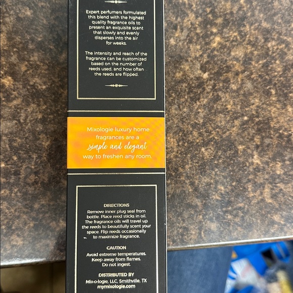 Mixologie Sweet Citrus Reed Diffuser with Black and Orange Design - Picture 4 of 4